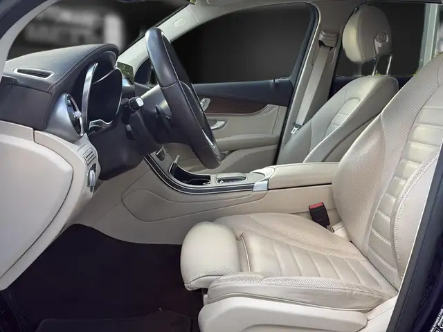 Mercedes-Benz GLC view 14