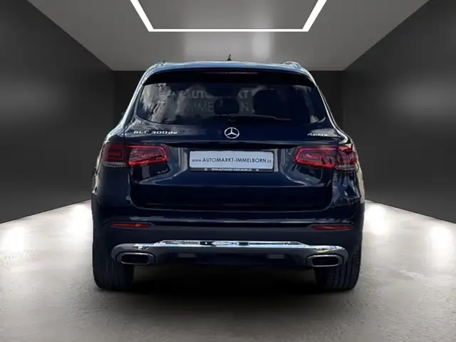 Mercedes-Benz GLC view 10