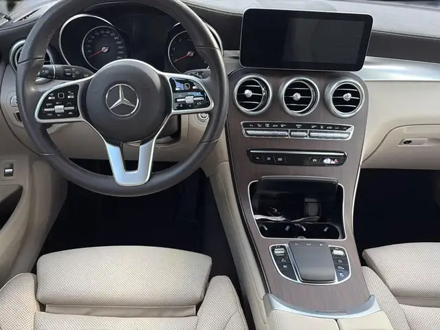 Mercedes-Benz GLC view 15