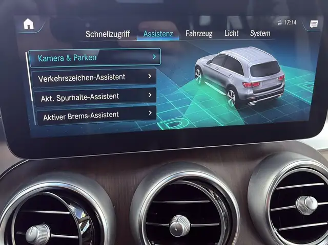 Mercedes-Benz GLC view 21