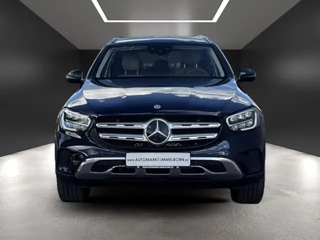 Mercedes-Benz GLC view 9