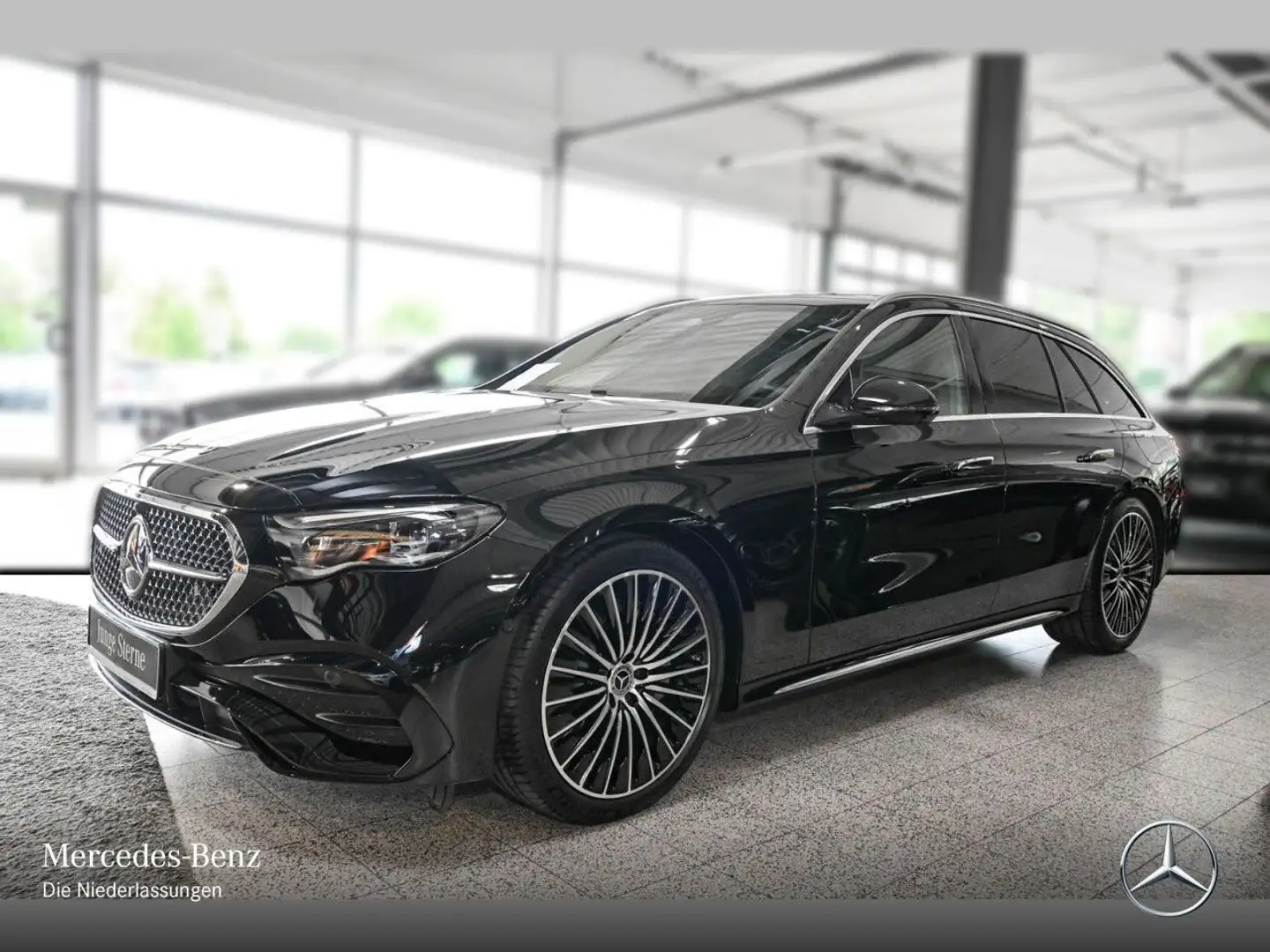 Mercedes-Benz E 300 e T AMG 360° Burmester Distr. AHK Totwinkel Schwarz - 2