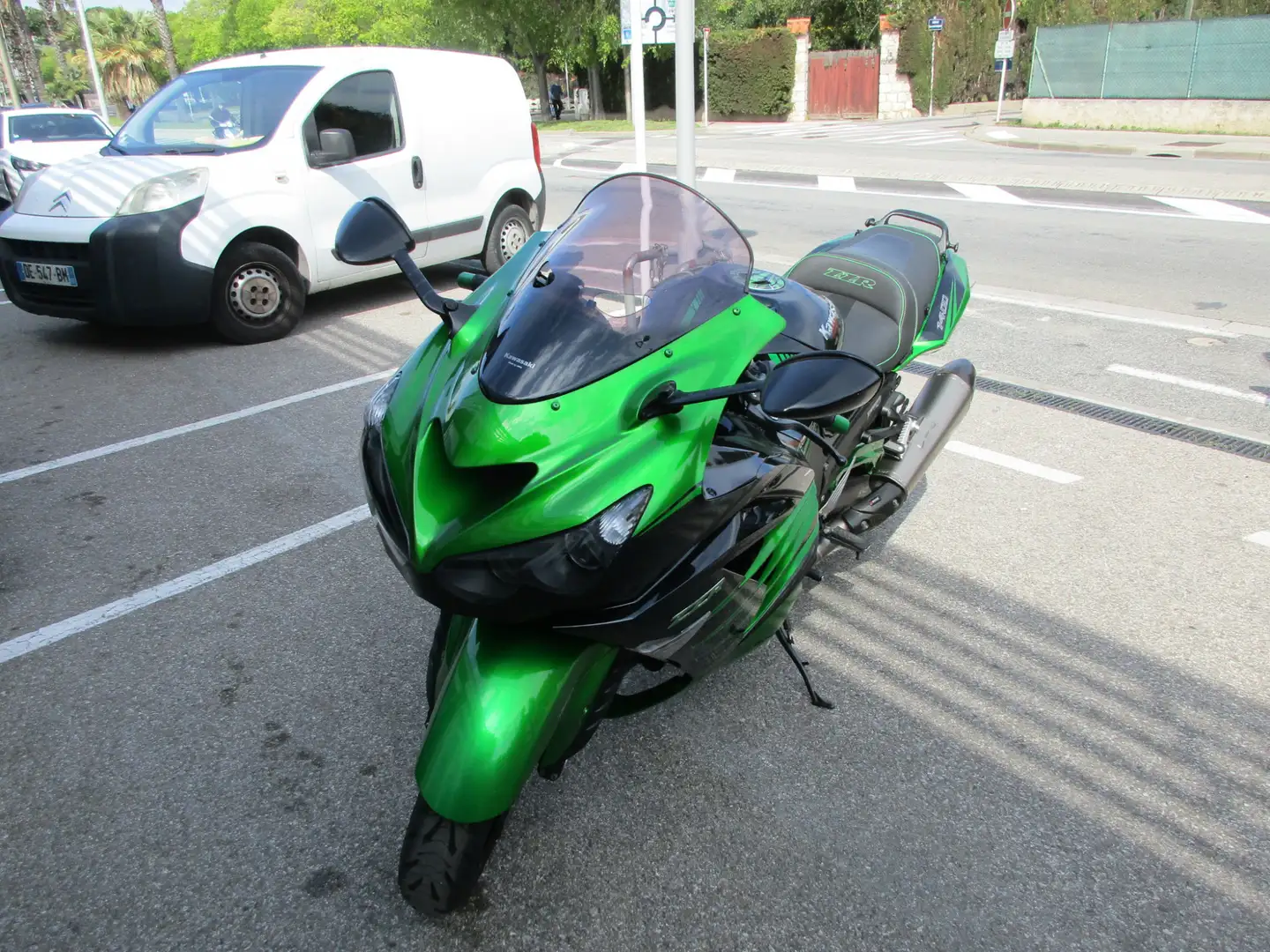 Kawasaki ZZR 1400 zelena - 2