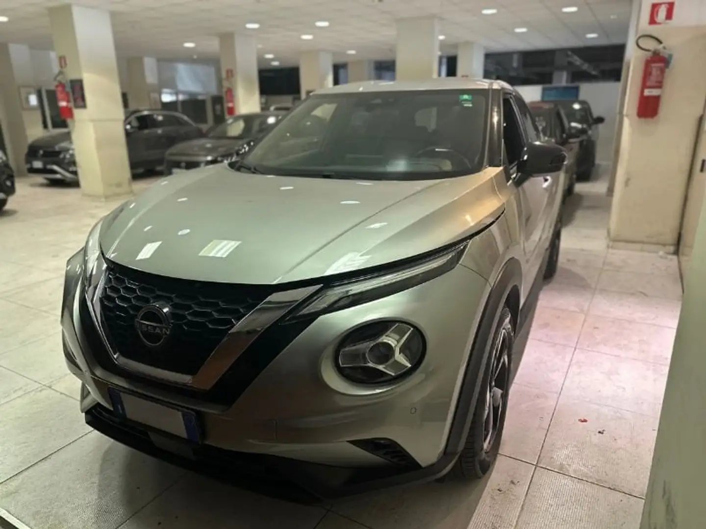 Nissan Juke 1.0 DIG-T 114 CV DCT N-Connecta Wit - 1
