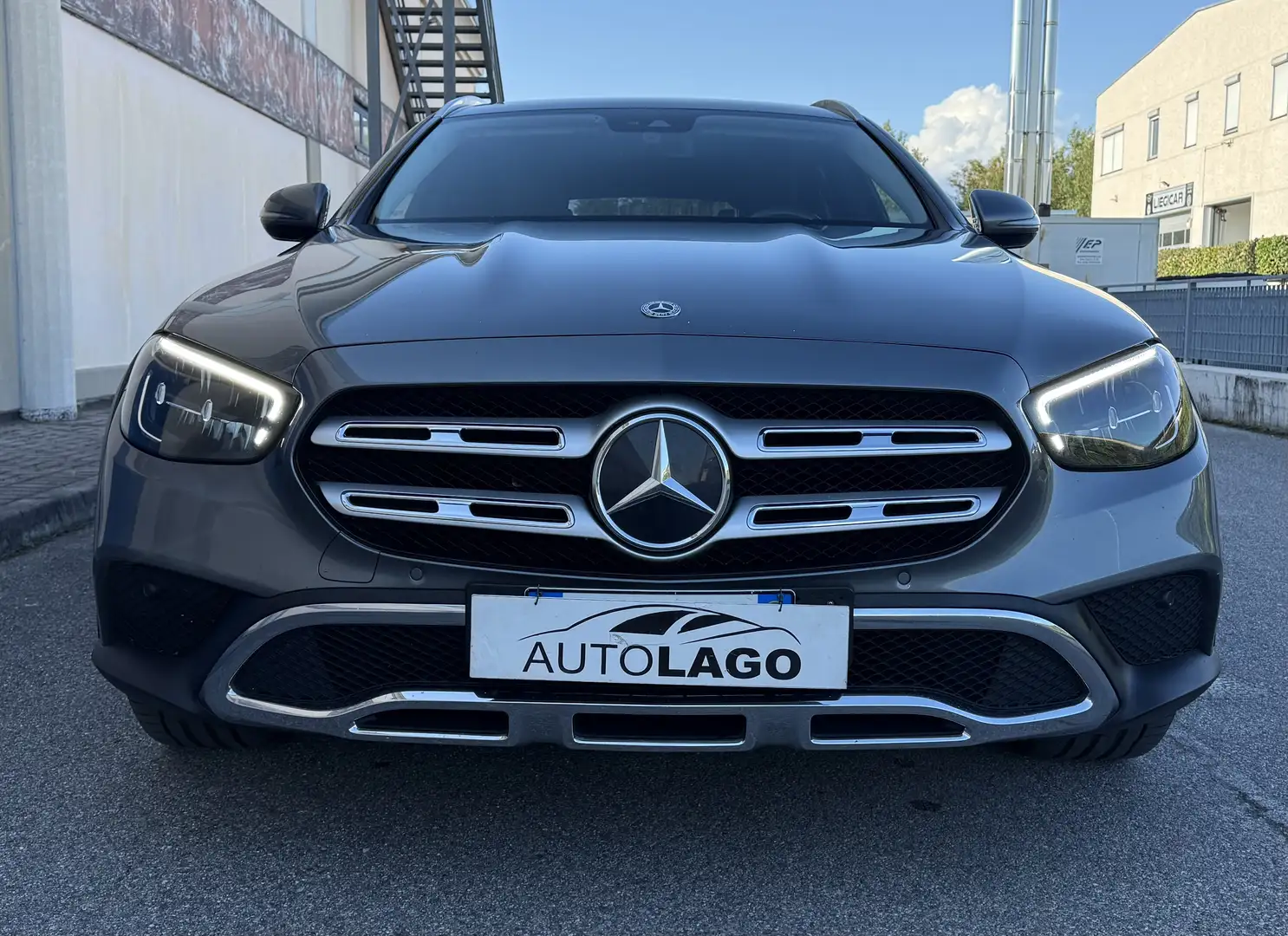 Mercedes-Benz E 220 SW All-Terrain d Premium 4matic auto Gris - 1