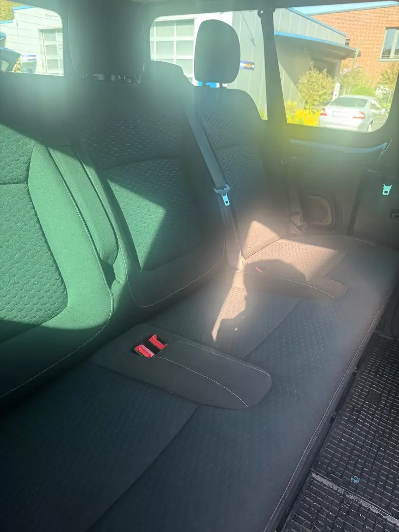Opel Vivaro Combi L2H1  2,9t 9-Sitzer - 2