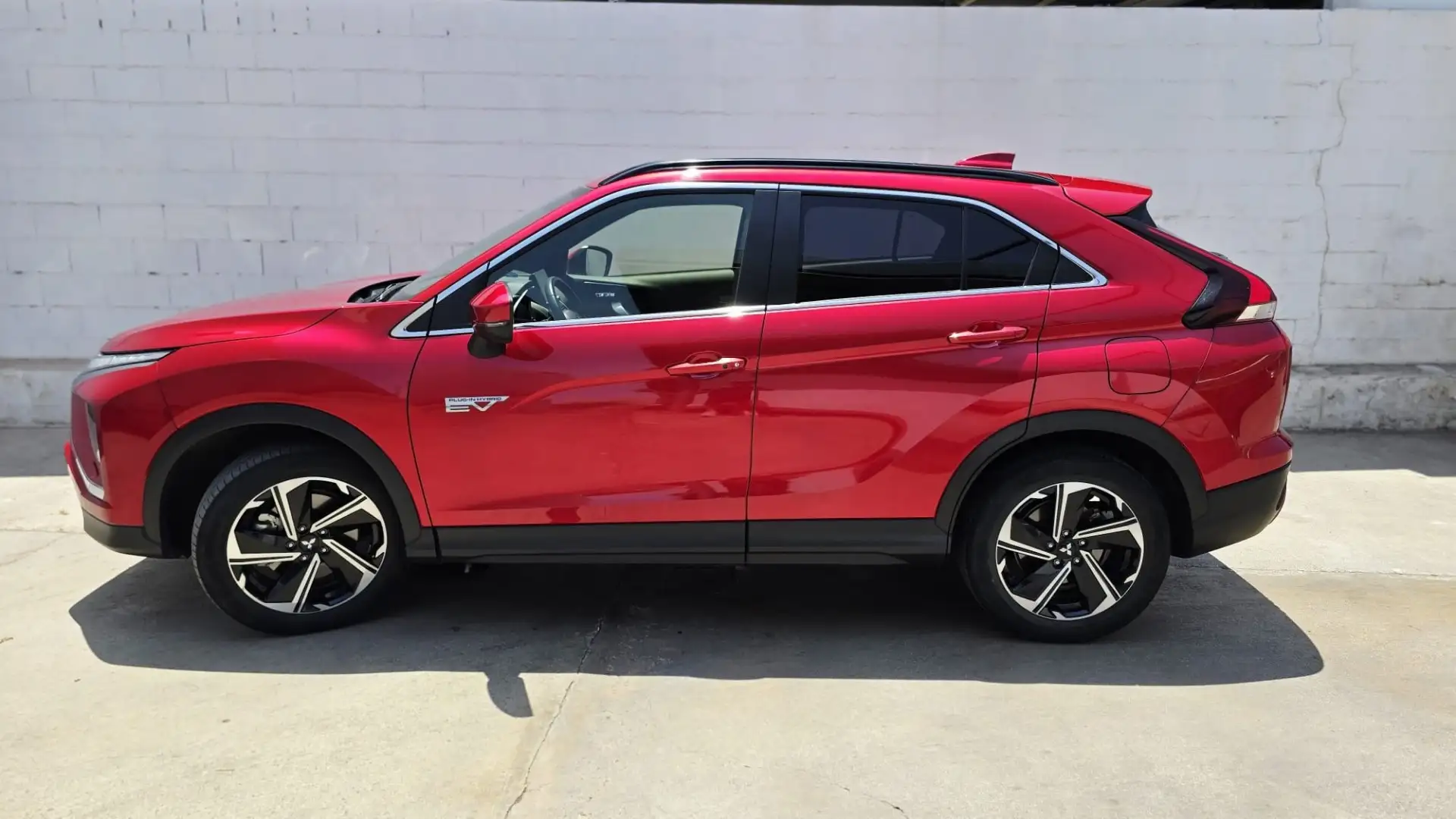 Mitsubishi Eclipse Cross Rojo - 1
