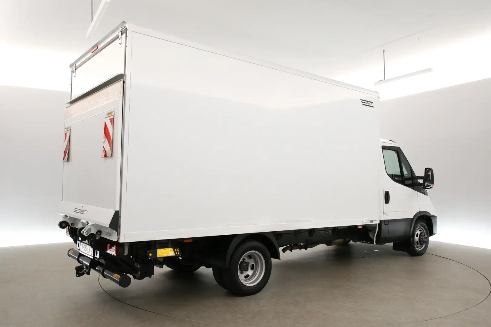 Iveco Daily 35C16H 2.3 410 | 157PK | Dubbellucht | Trekhaak | Blanc - 2