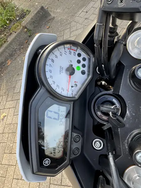 Yamaha FZ8 - foto 5