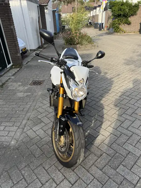 Yamaha FZ8 - foto 2