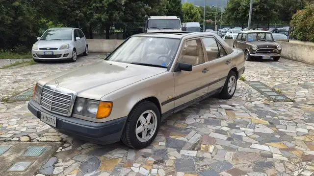 Mercedes-Benz 300 300E 12v asi, uniproprietario , permute