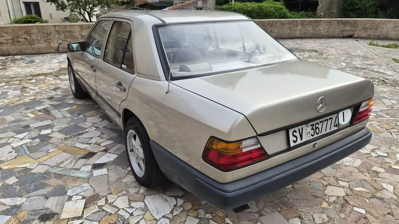 Mercedes-Benz 300E 12v asi, uniproprietario , permute, foto 7