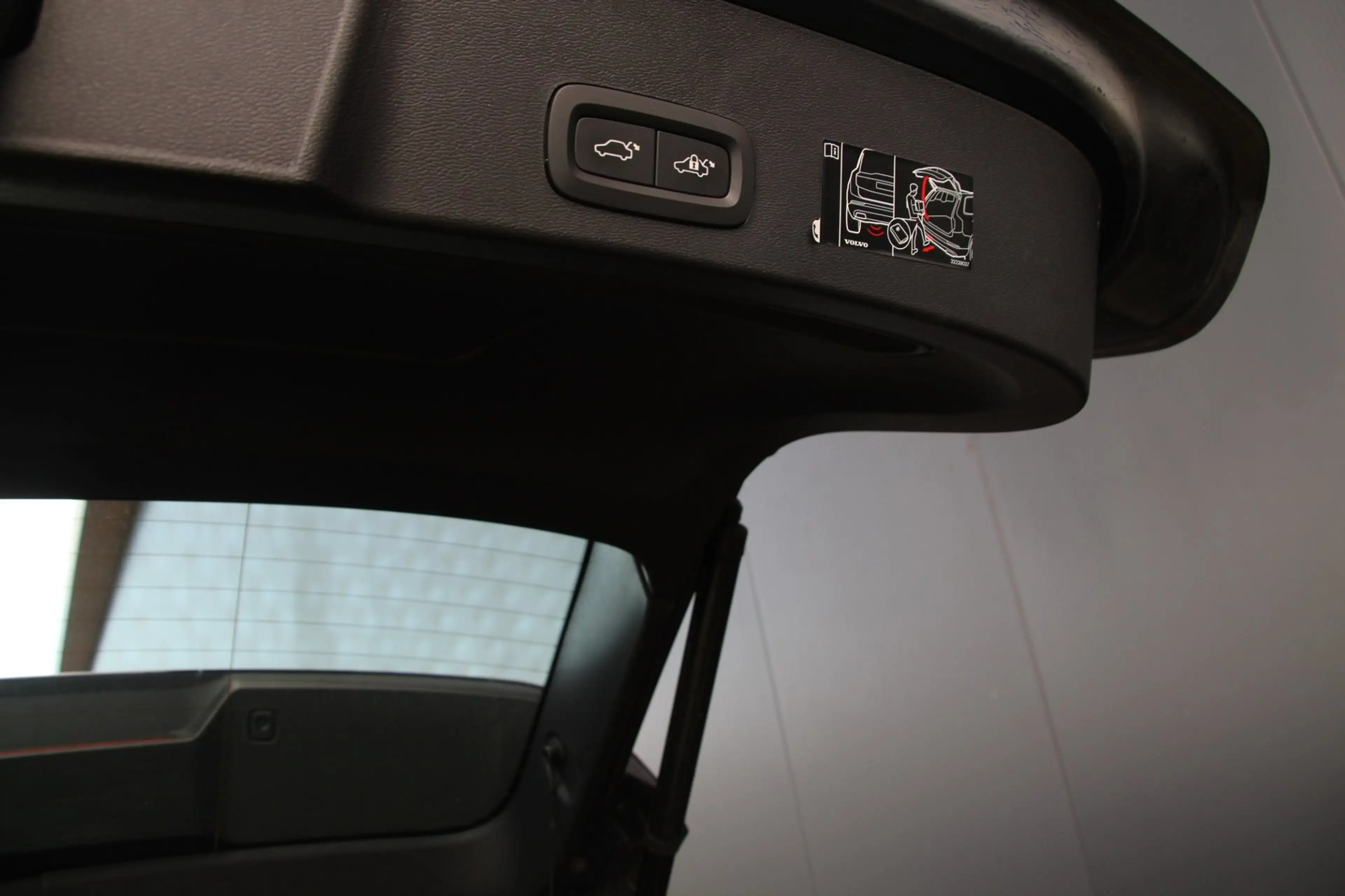 Volvo XC40 Recharge Pro | Panoramadak | 360 Camera | Trekhaak — photo 19