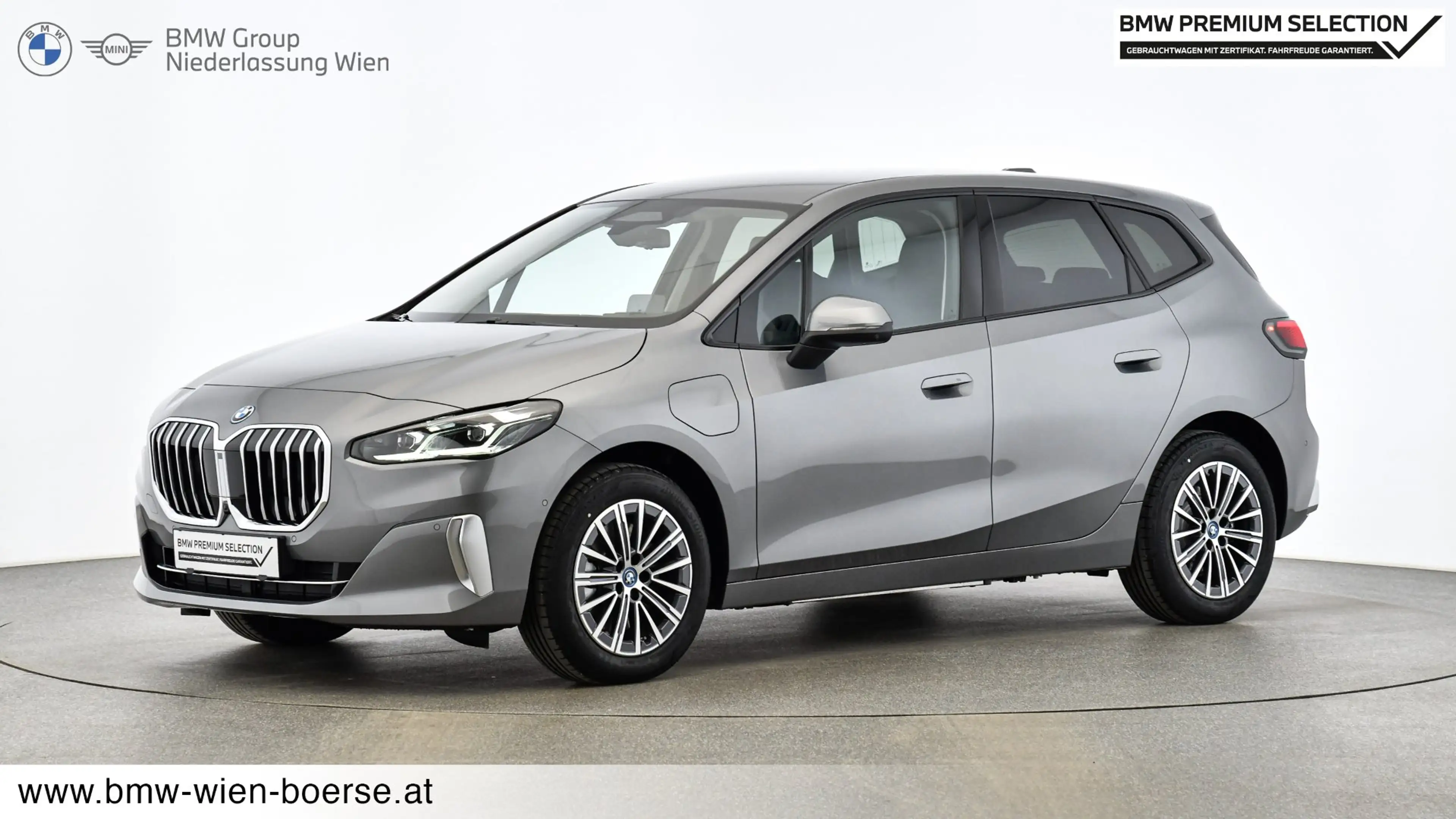 BMW 230 e xDrive — photo 5