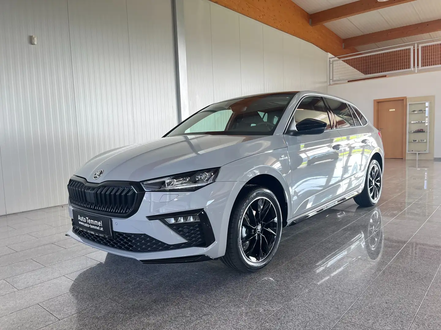 Skoda Scala Monte Carlo TSI Grau - 2