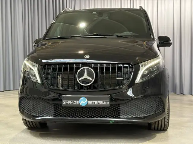 Mercedes-Benz V-Class view 5