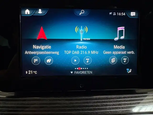 Mercedes-Benz V-Class view 14
