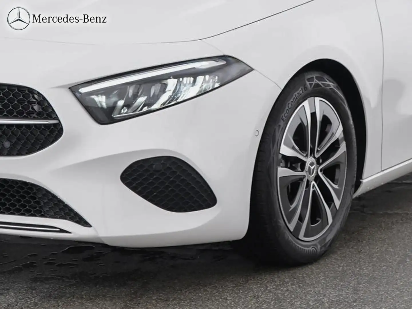 Mercedes-Benz A 180 Limousine RüKam+LED+Sitzh.+MBUX+17 Weiß - 2