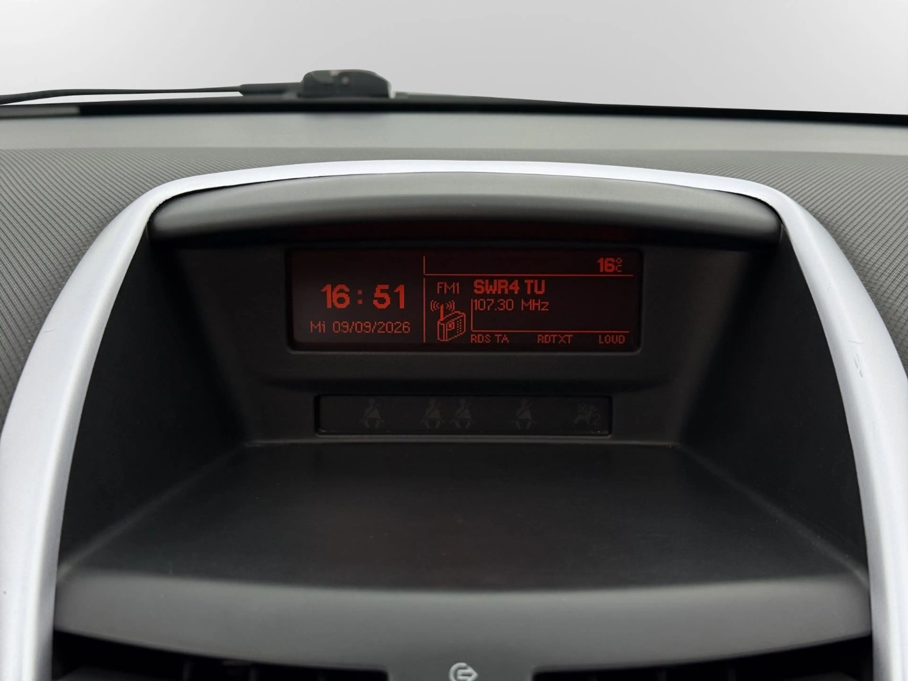 Peugeot 207 CC 120 VTi Sport *TÜV NEU*JBL-SOUND*PDC*SHZ* — photo 15