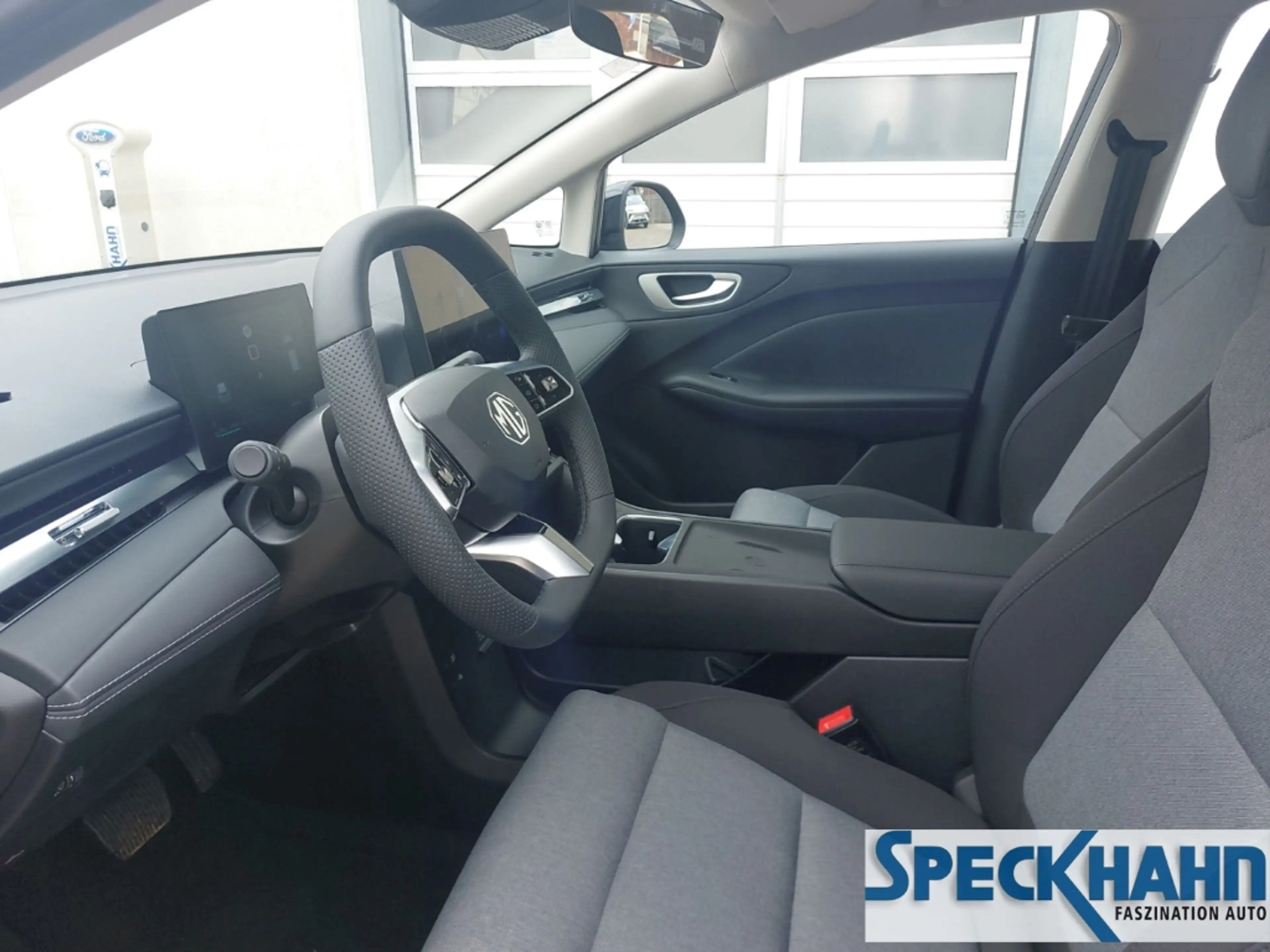 MG MG4 Comfort 43 kWh ACC MG-Pilot Kamera LED Apple CarPl — photo 11