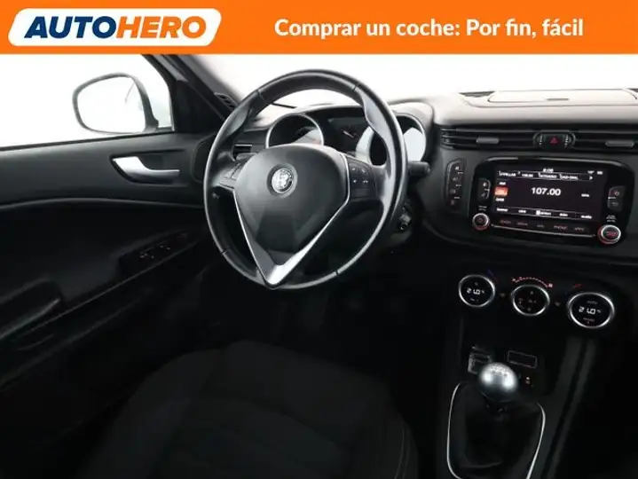 Alfa Romeo Giulietta 2017, foto 14