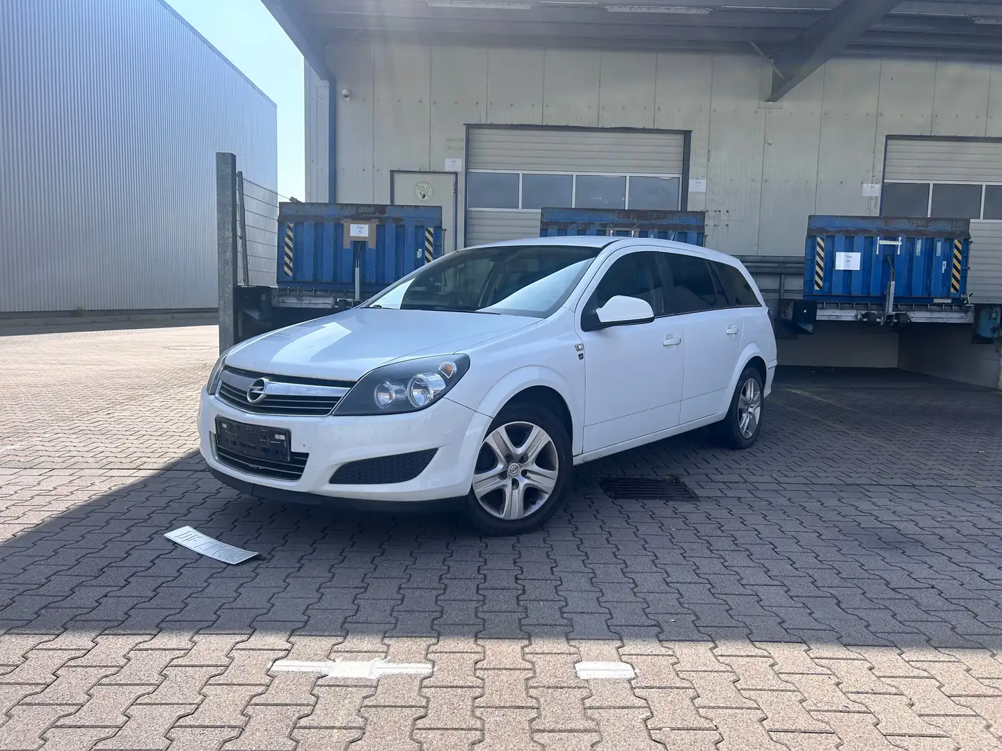 Opel Astra 1.7 CDTI Caravan DPF (119g) Edition 111 Jahre Blanco - 1