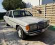 Mercedes-Benz 200 D - thumbnail 1