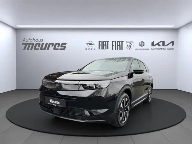 Opel Grandland GS, Hybrid Benzin, 136 PS, Automatik, 5-Türer, Kar