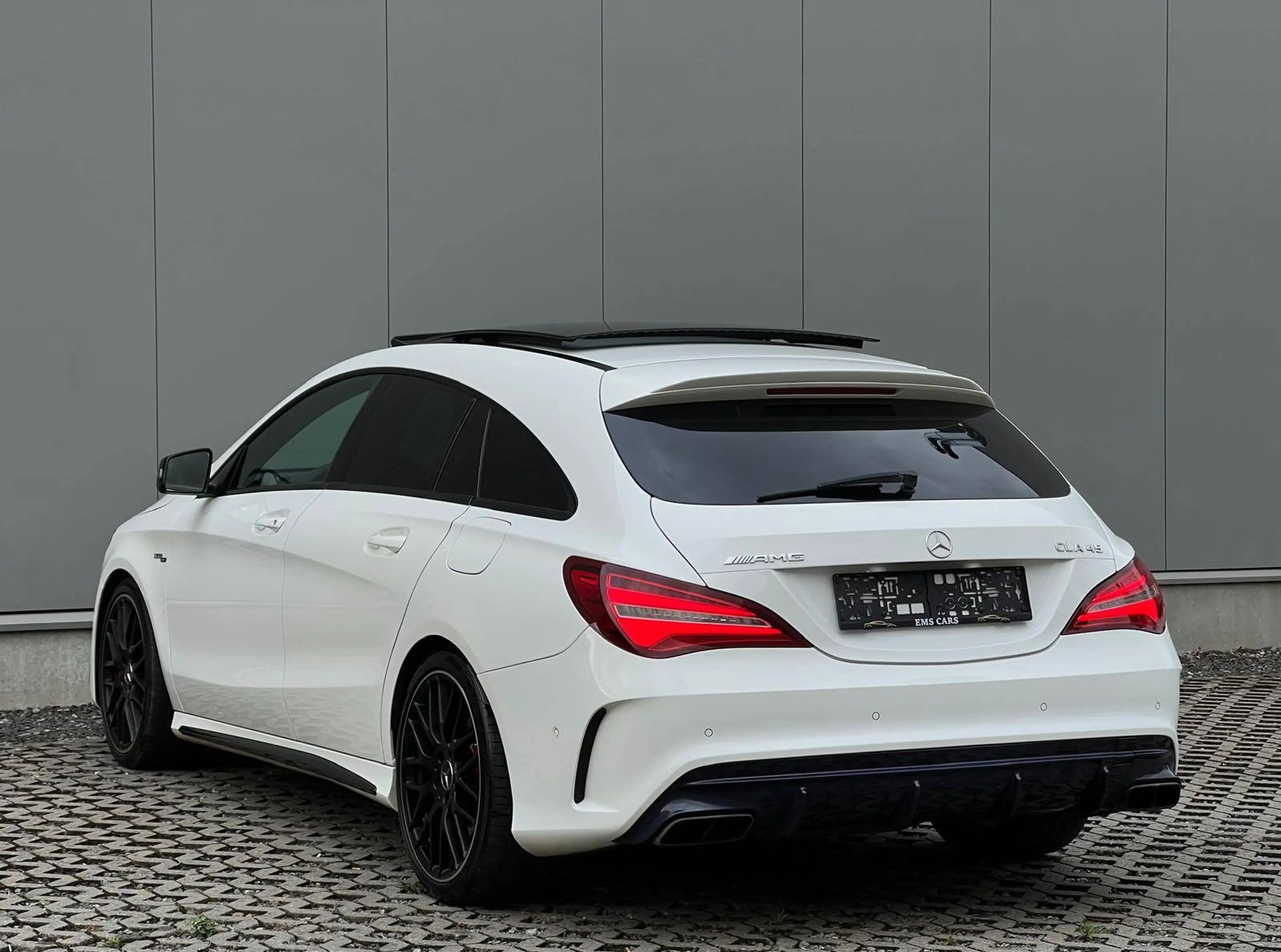 Mercedes-Benz CLA 45 AMG AMG 4-Matic Automaat- Pano- Camera- Navi- AMG Uitlaatknop- Night Pack- Garantie! — photo 6