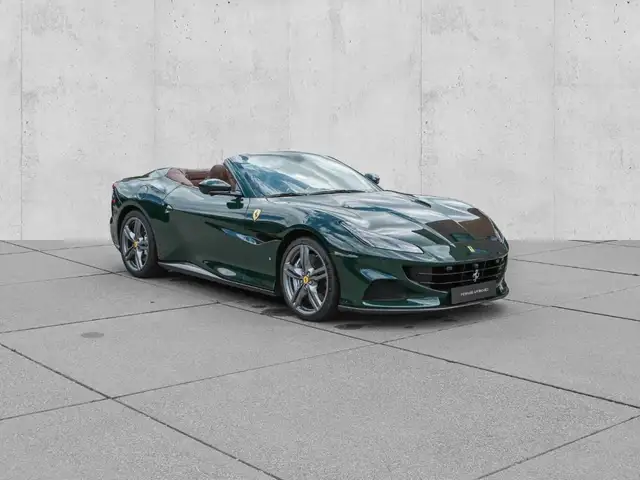 Ferrari Portofino view 8