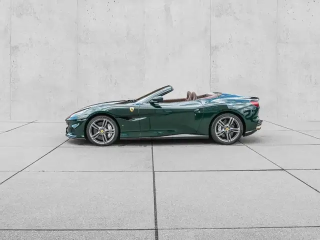 Ferrari Portofino view 3