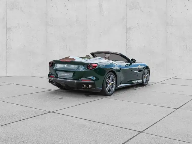 Ferrari Portofino view 6