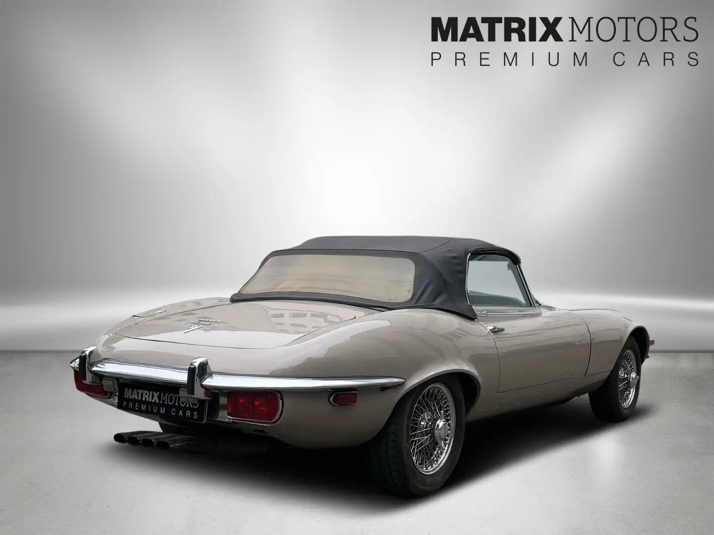 Jaguar E-Type V12 Roadster 5,3 Beige - 2