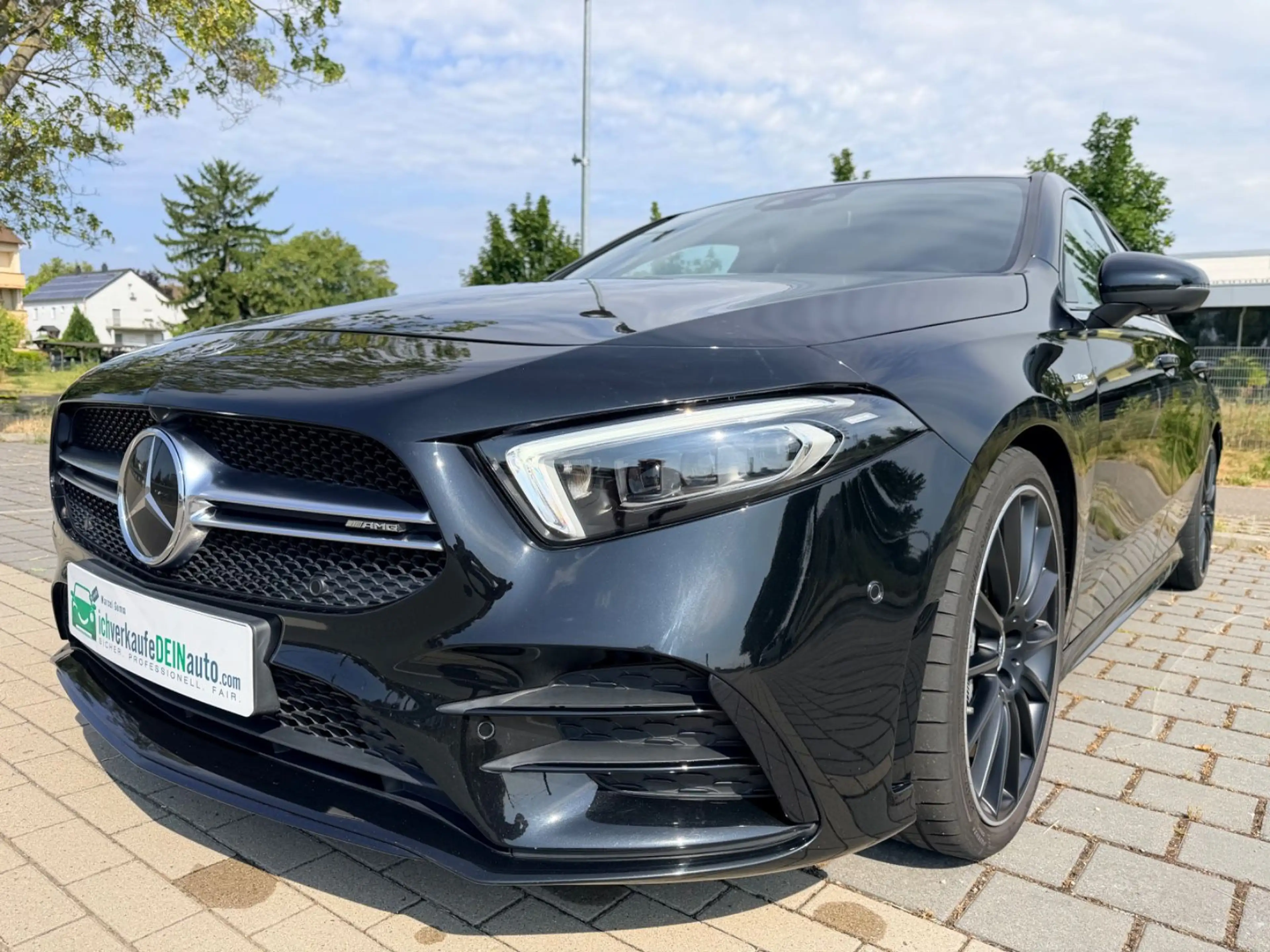 Mercedes-Benz A 35 AMG A A 35 AMG 4Matic Leder*P-Dach*LED uvm. — photo 6
