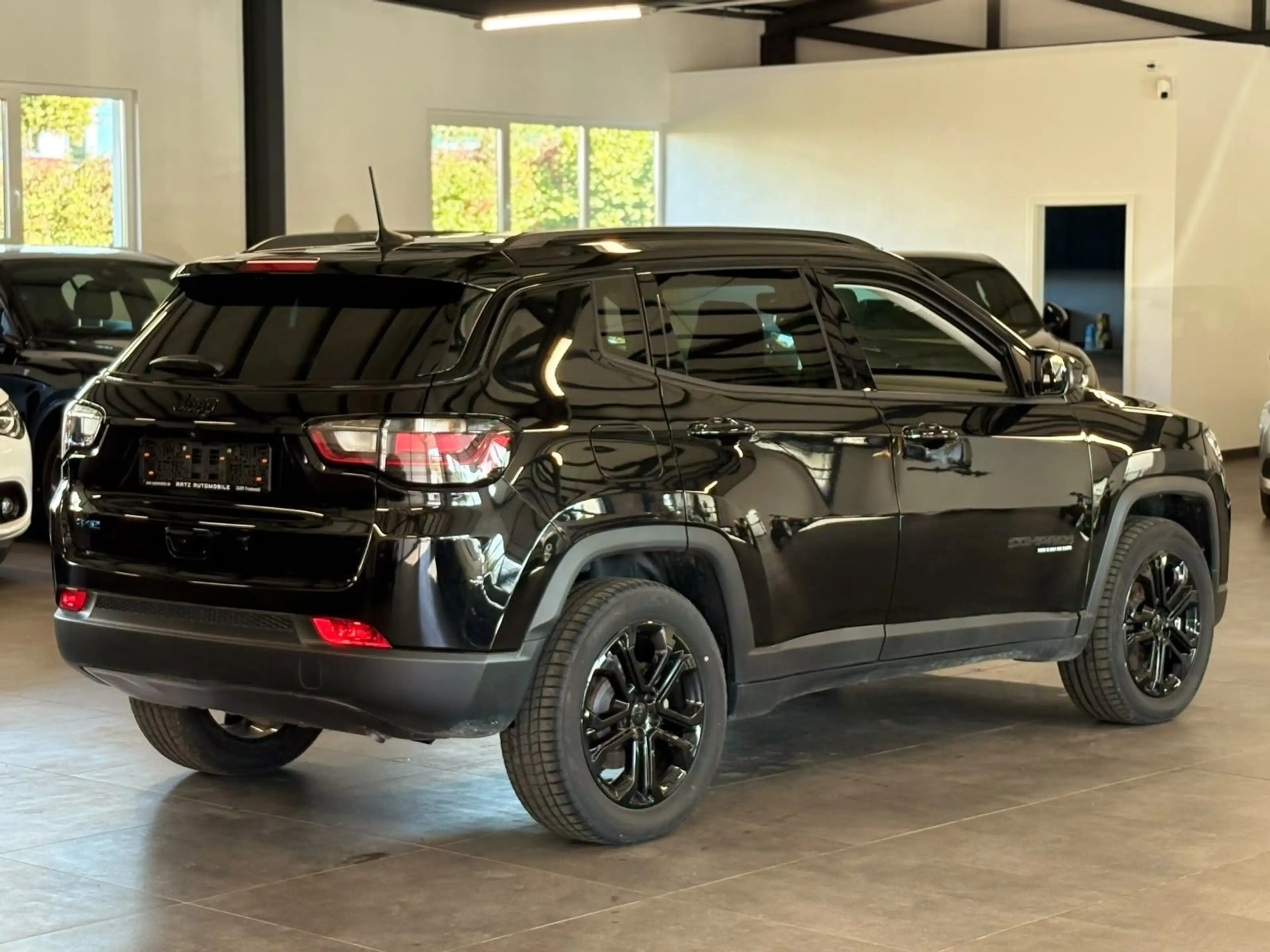 Jeep Compass Upland PHEV 4WD LED+ACC+SPUR.ASS+FERN.AS — photo 5