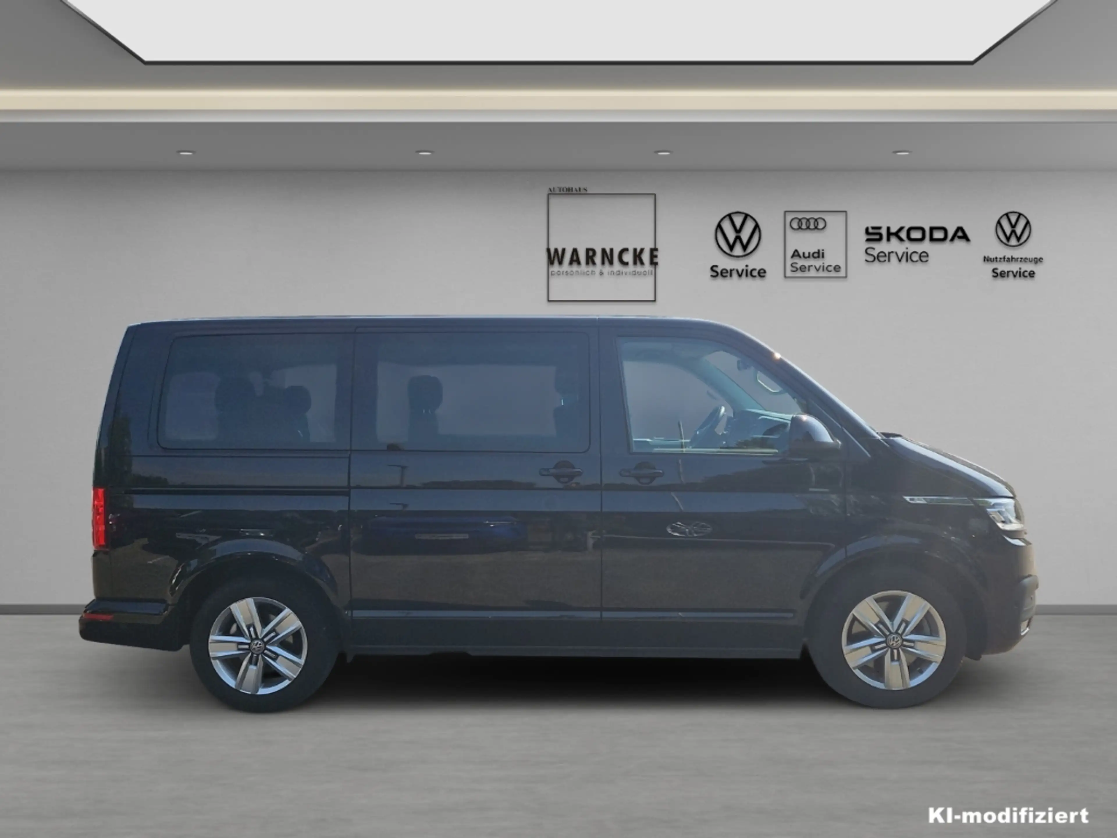 Volkswagen T6.1 Multivan 4MOTION 2.0 TDI Comfortline DSG LED ACC AHK NAV LM — photo 4