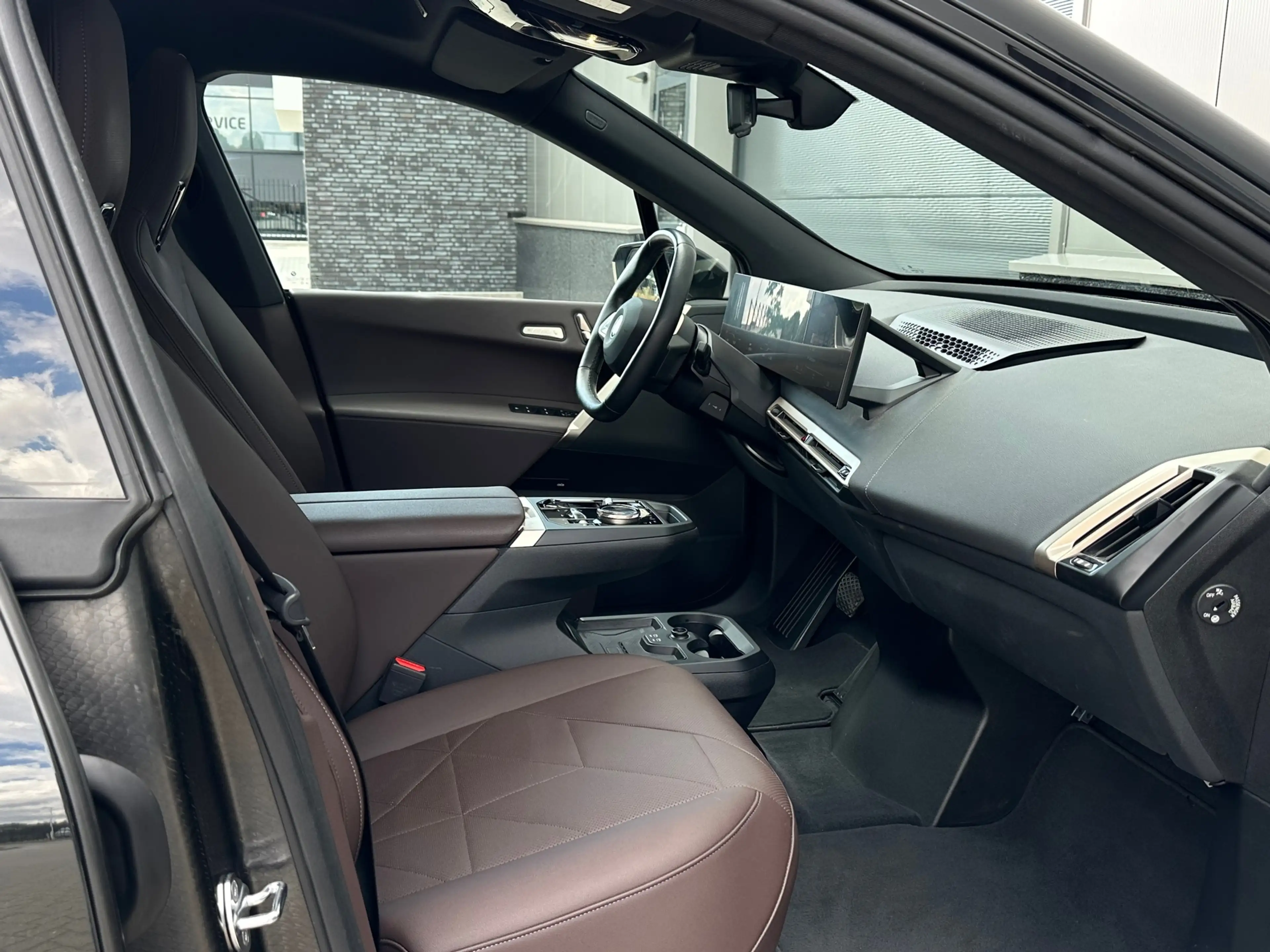 BMW iX XDrive40 Executive 77 kWh |100% SOH|LASER|PANO|GOL — photo 12
