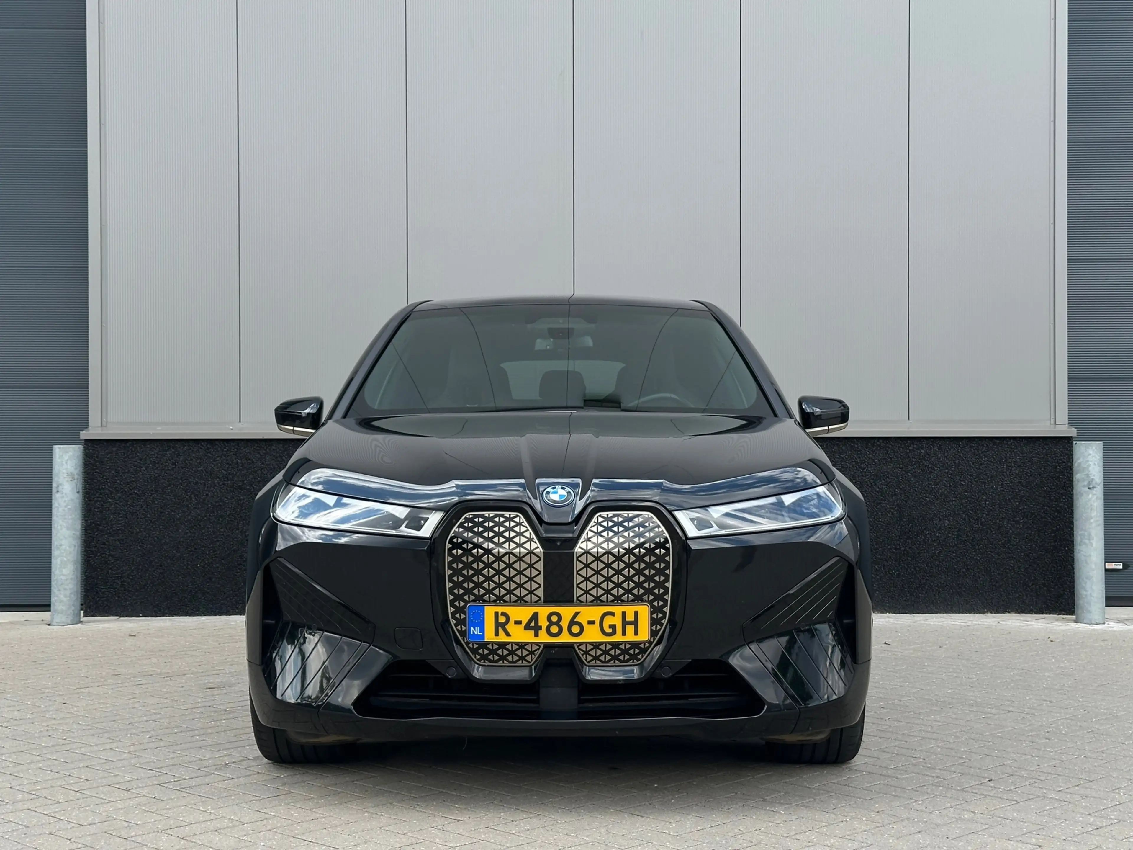 BMW iX XDrive40 Executive 77 kWh |100% SOH|LASER|PANO|GOL — photo 8