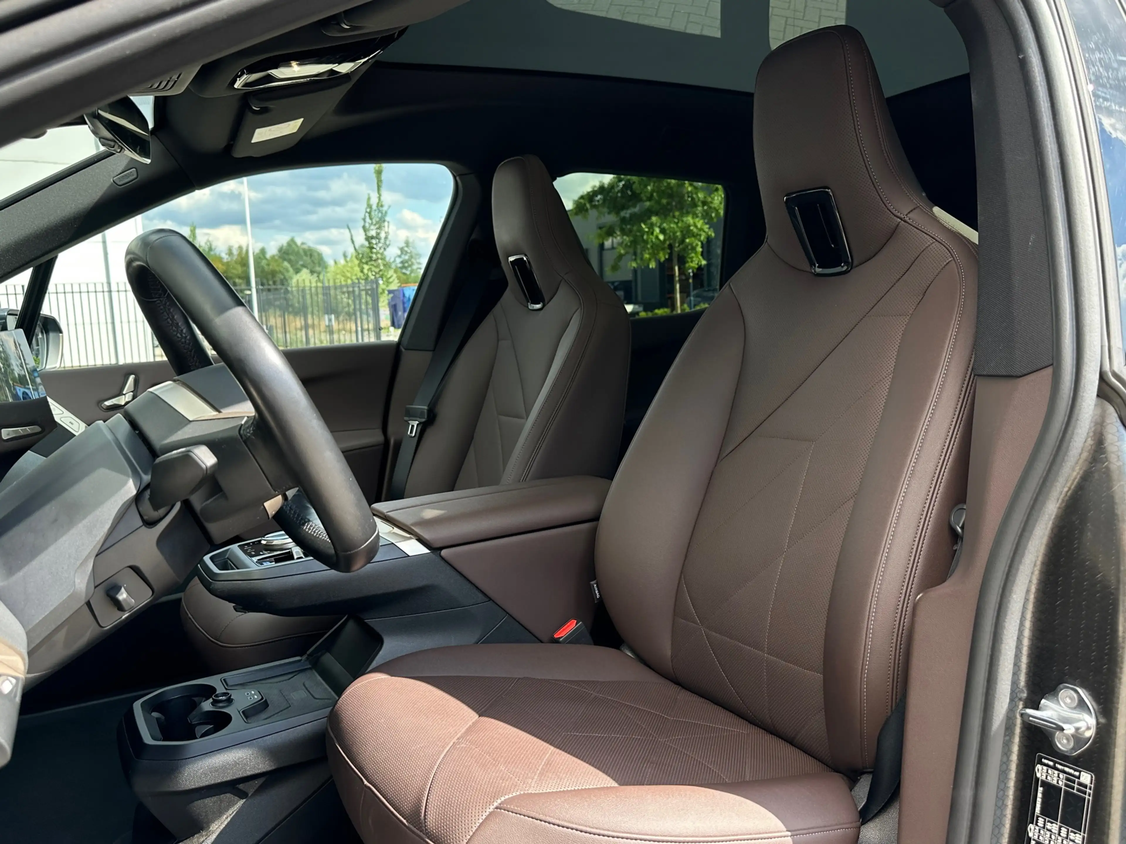 BMW iX XDrive40 Executive 77 kWh |100% SOH|LASER|PANO|GOL — photo 4
