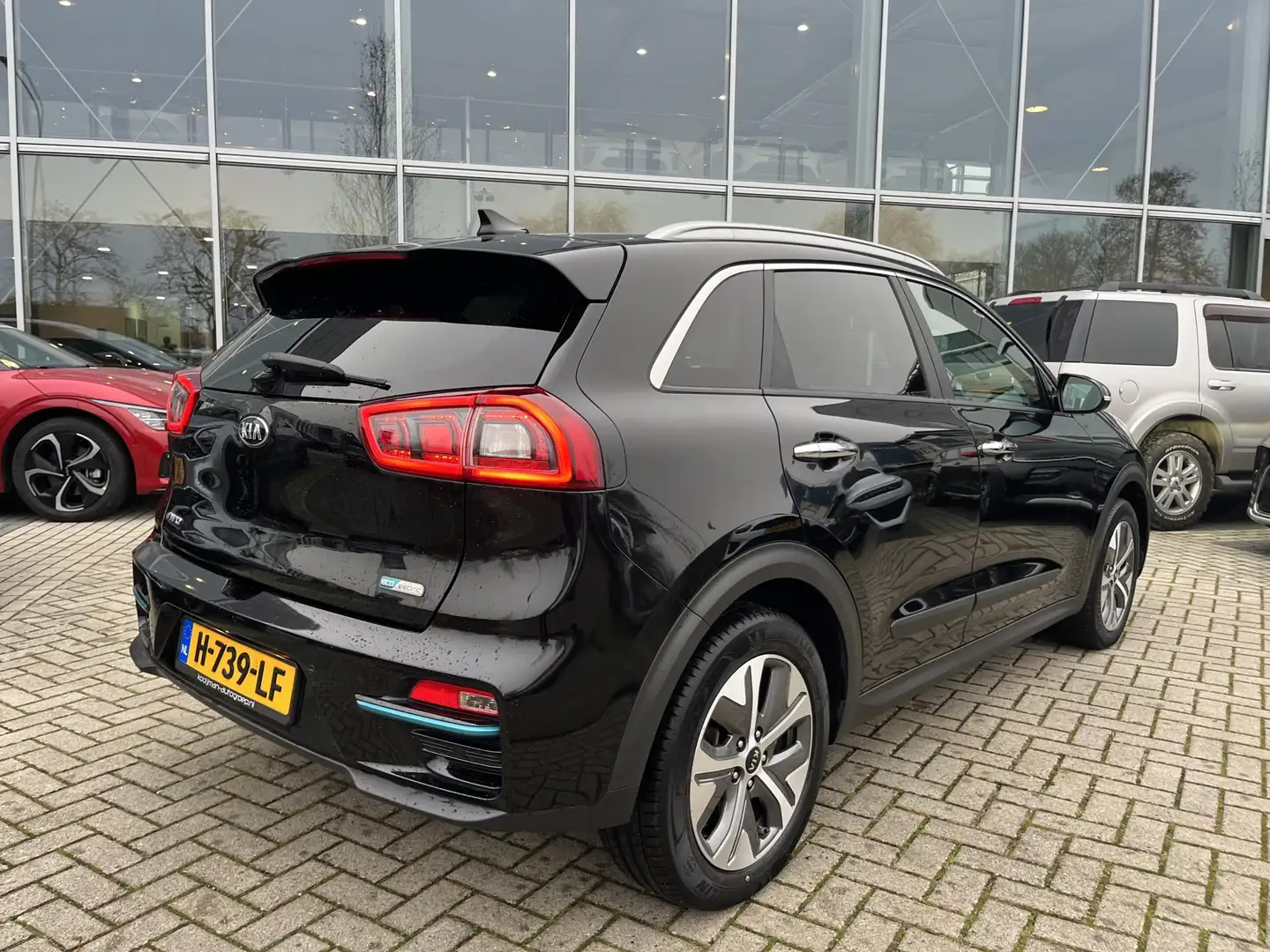 Kia e-Niro ExecutiveLine 64 kWh Lederen bekleding, JBL Audio, Noir - 2