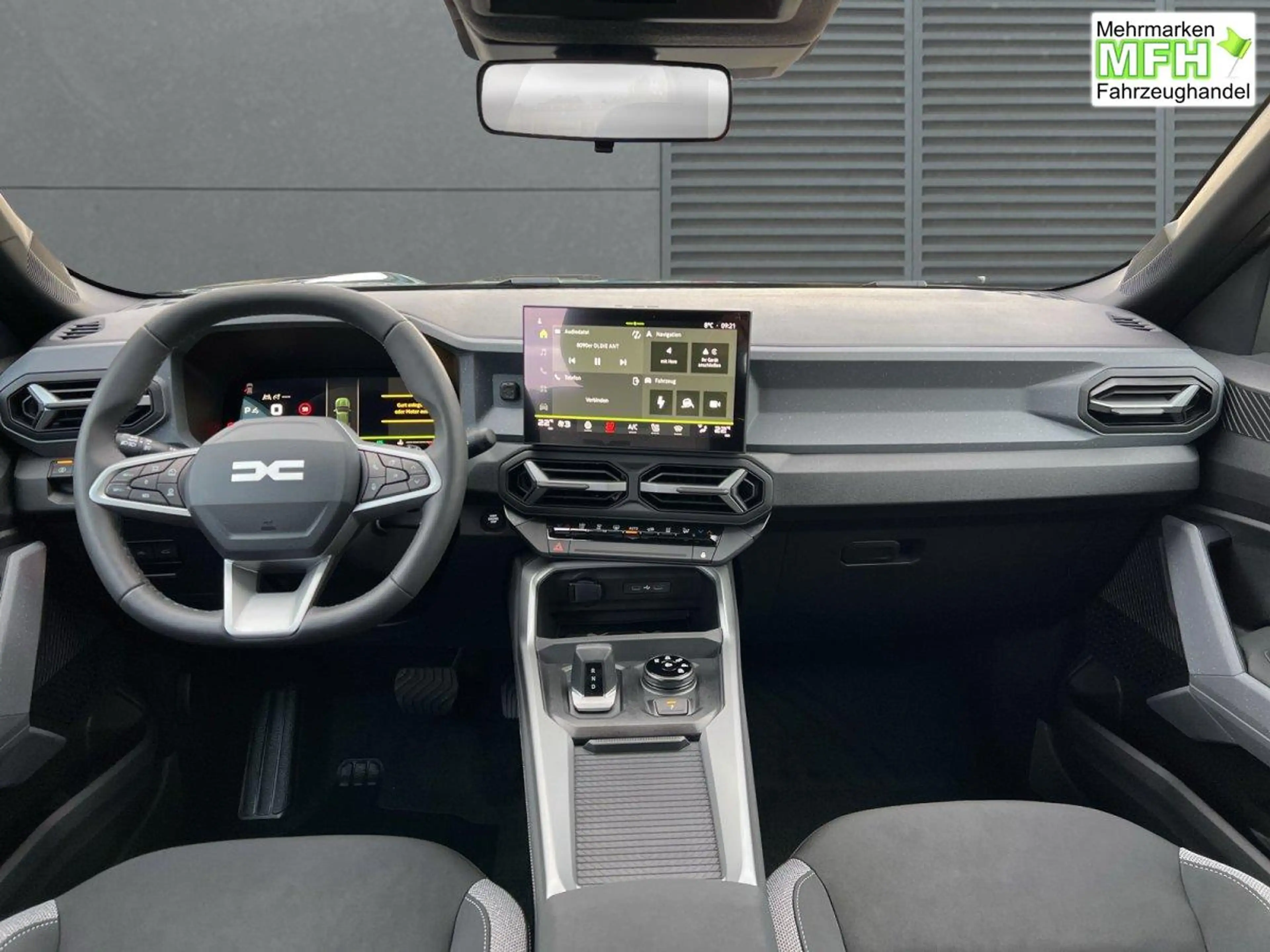 Dacia Bigster Journey LKHZ+SHZ+PDC+RFK Tribrid 150 4x4 113 kW... — photo 4