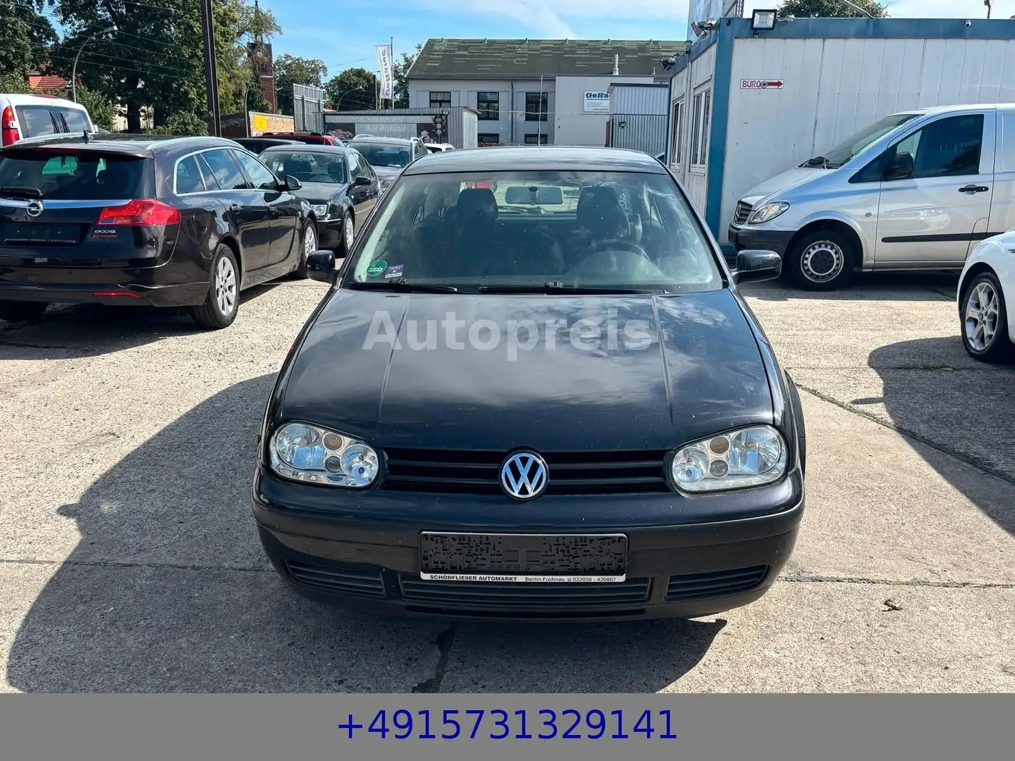 Volkswagen Golf 1.6 Basis Klimaautomatik Schwarz - 2