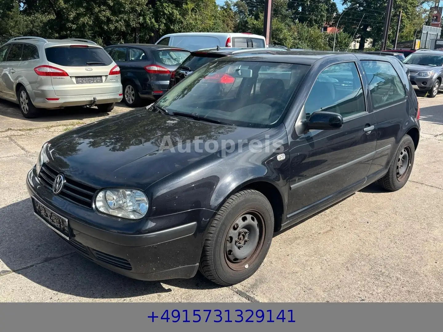 Volkswagen Golf 1.6 Basis Klimaautomatik Schwarz - 1