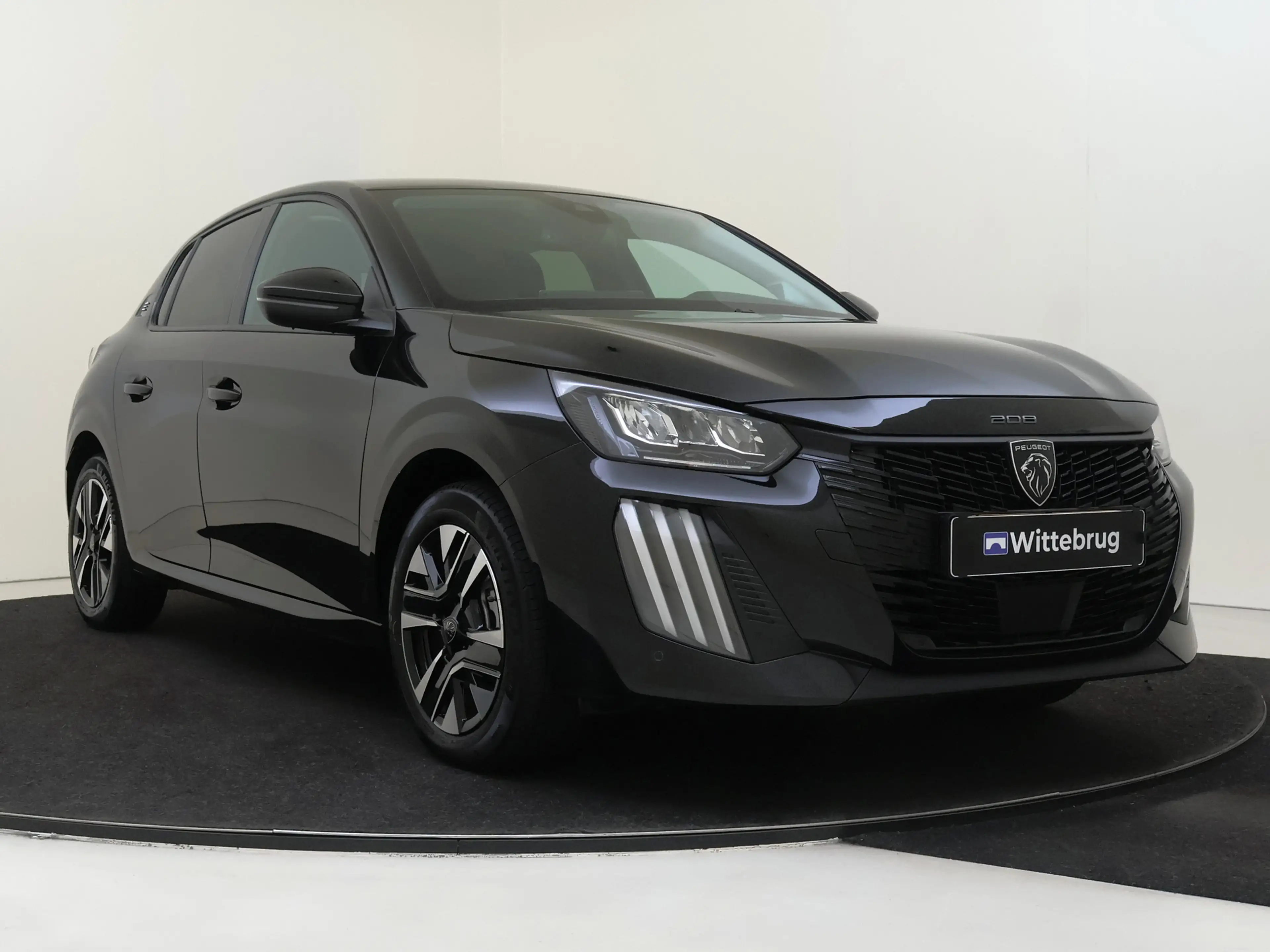 Peugeot e-208 EV Allure 51 kWh — photo 3