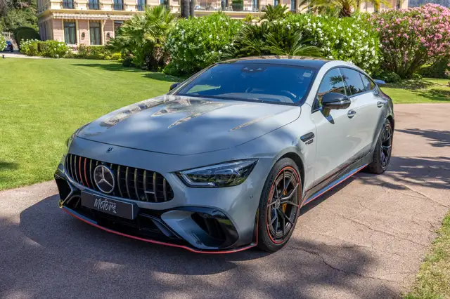 Mercedes-Benz AMG GT