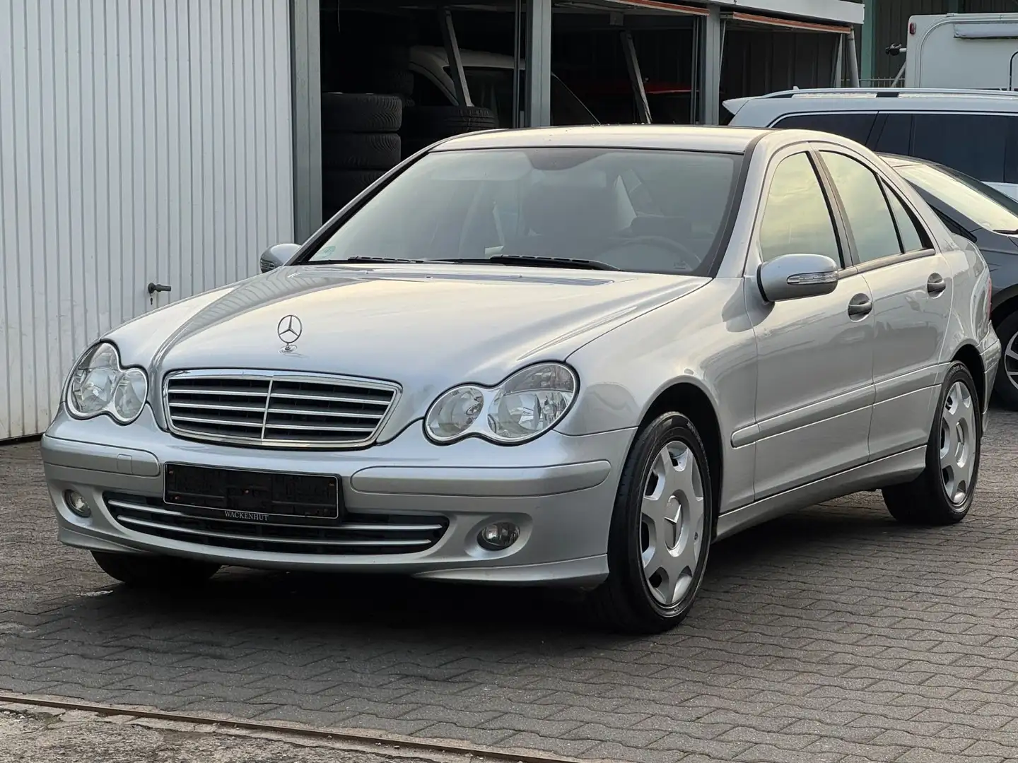 Mercedes-Benz C 220 CDI Silber - 1