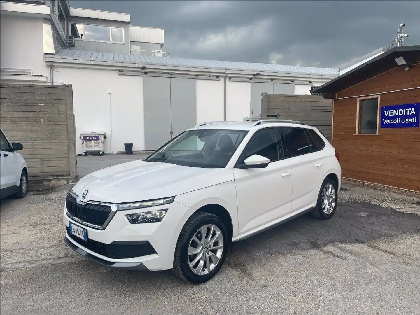 Skoda Kamiq 1.0 tsi Style 110cv dsg Blanc - 1