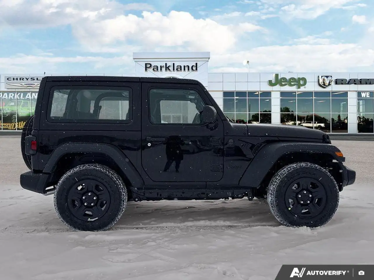 Jeep Wrangler снимка Jeep Wrangler
