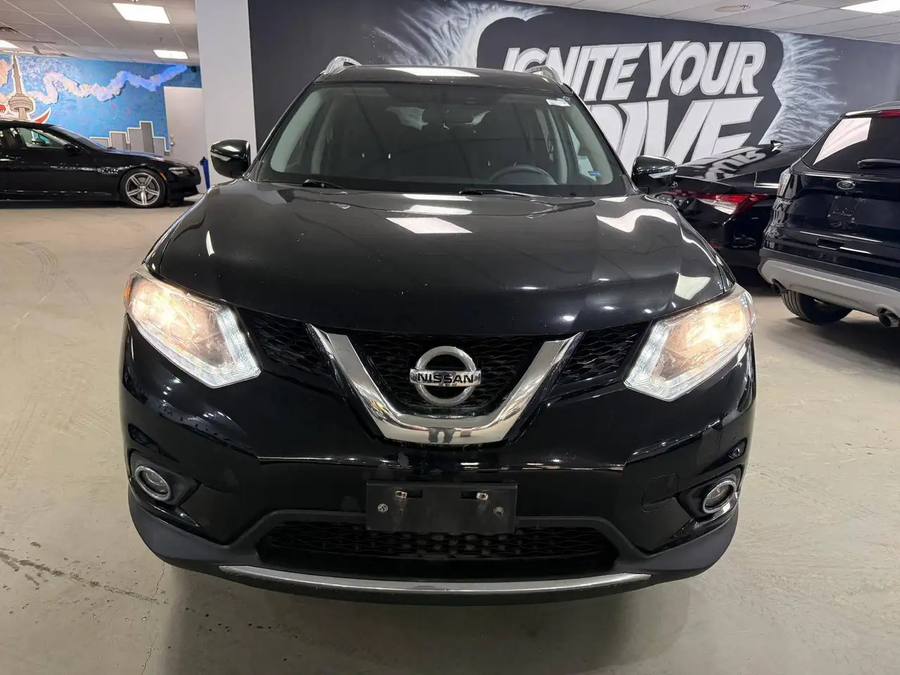 Nissan Rogue снимка Nissan Rogue