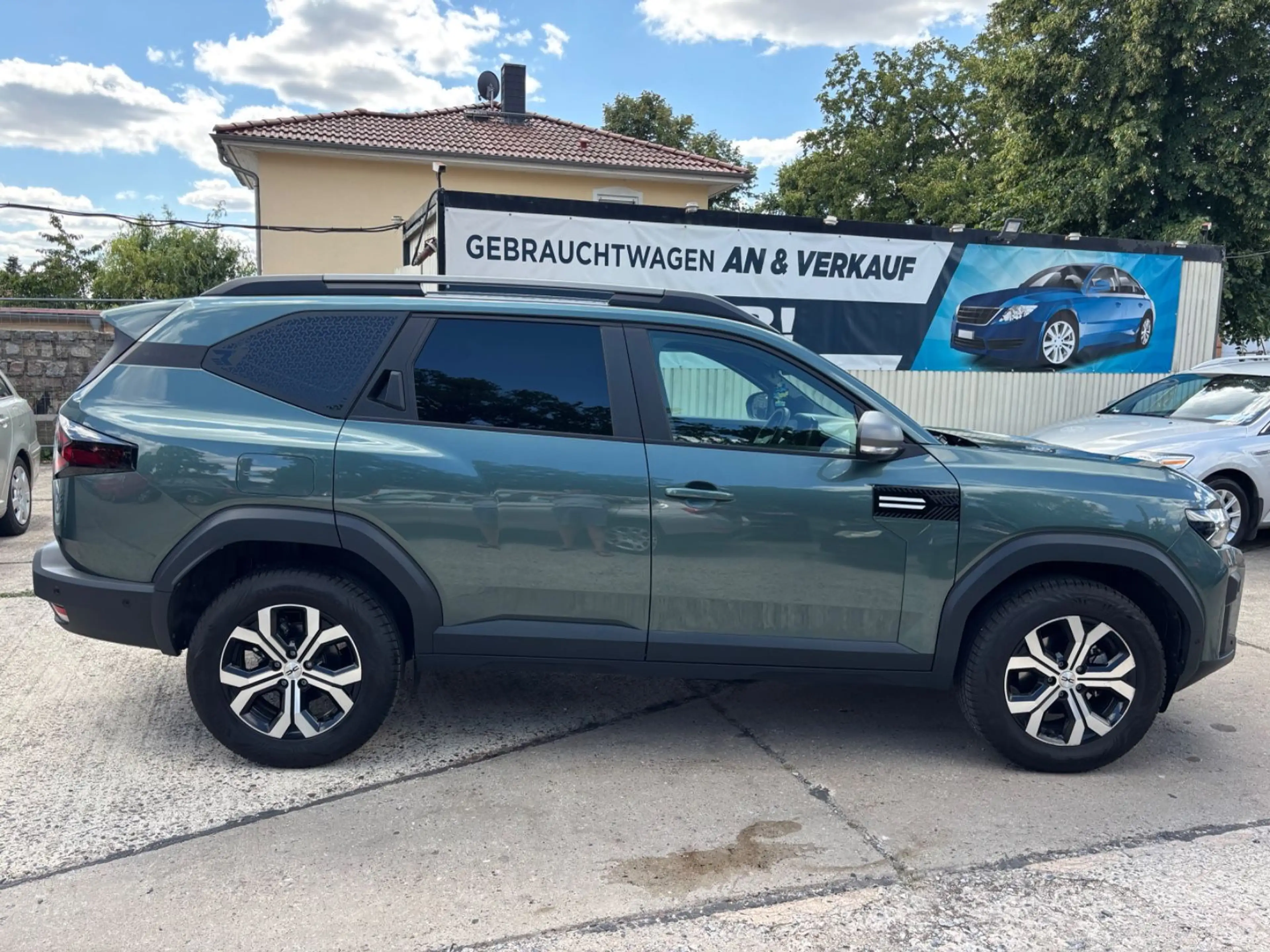Dacia Bigster TCe 140 Mild-Hybrid 1-Hand Klima Kamera — photo 9